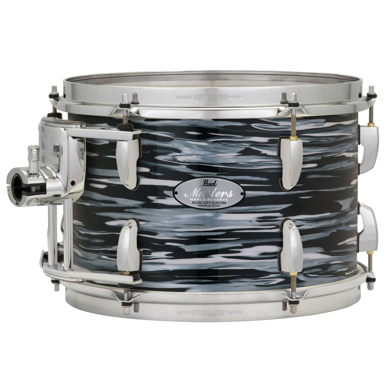 Pearl Music City Custom Masters Maple Reserve 22"x20" Bass Drum w/BB3 Mount CLASSIC BLACK OYSTER MRV2220BB/C495