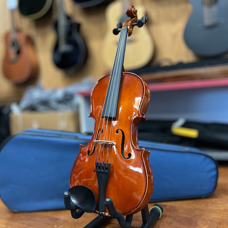 USED Brandenburg VA-880 Viola Outfit with Case and Bow, 16"