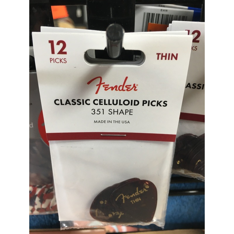 Fender 351TPP Thin Shell 12 pack Classic Celluloid Guitar Picks