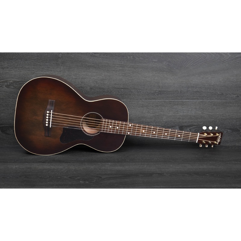 Art & Lutherie Roadhouse Parlour Electro Acoustic, Bourbon Burst