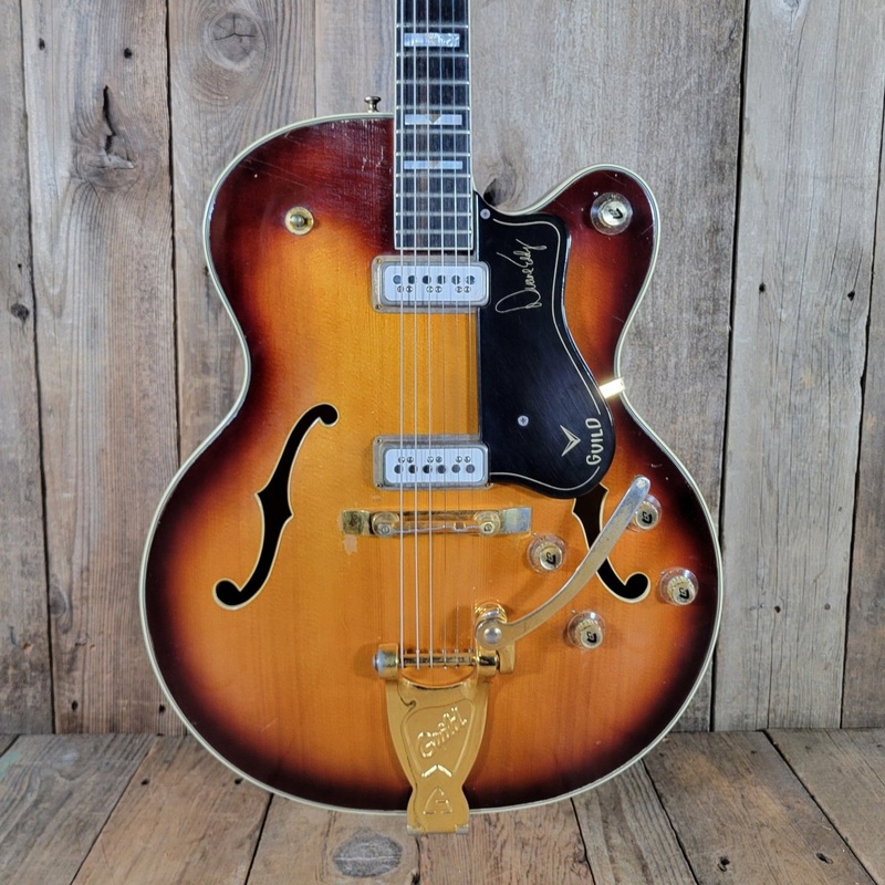Guild Duane Eddy DE-500 Deluxe 1962 Sunburst, DeArmond Dynasonic Pickups, Vintage Hollowbody