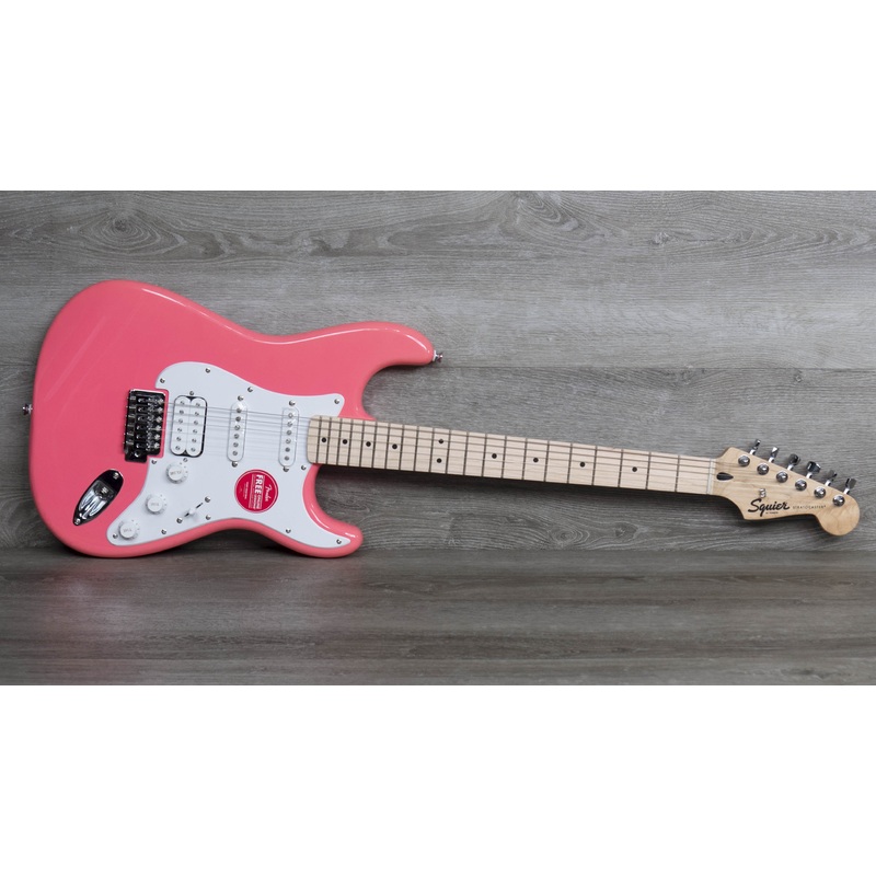 Squier Sonic Stratocaster HSS, Maple Fingerboard, White Pickguard, Tahitian Coral