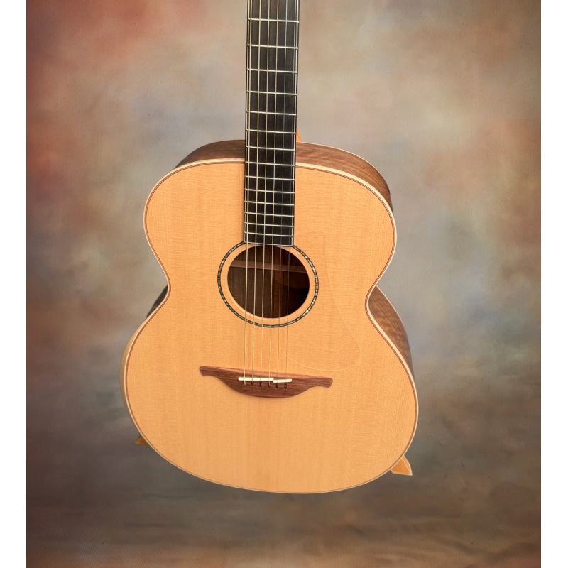 Lowden O35 Walnut Guitar