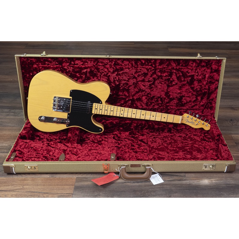 Fender American Vintage II 1951 Telecaster, Maple Fingerboard, Butterscotch Blonde