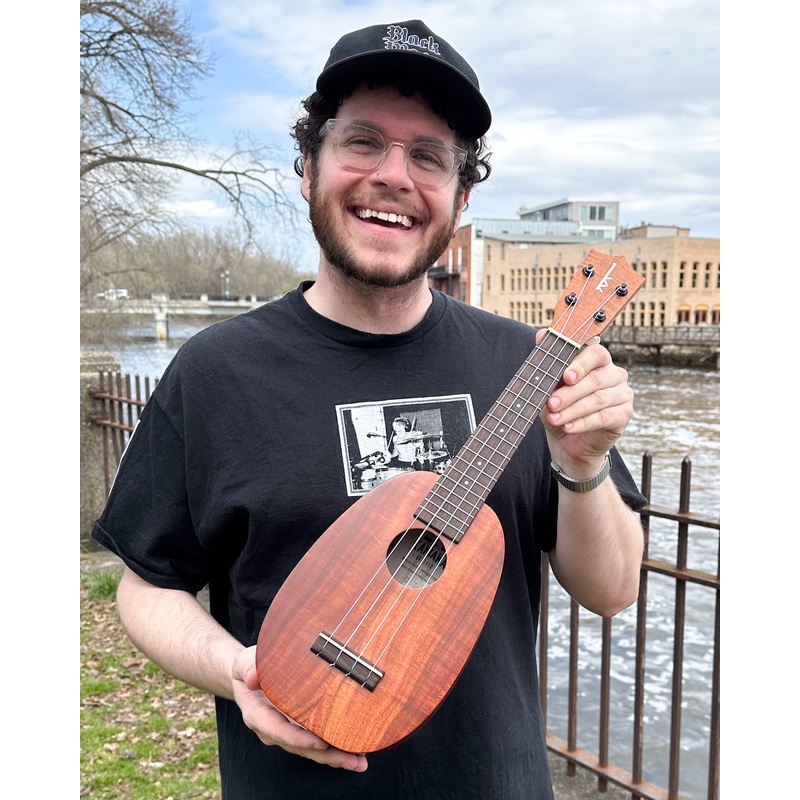 Kamaka HP-1 Standard Soprano Pineapple Ukulele with Case