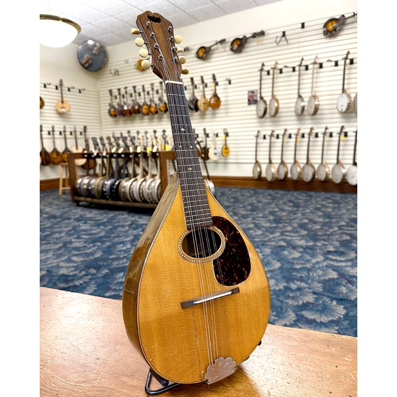 Martin Style B Mandolin (1919)