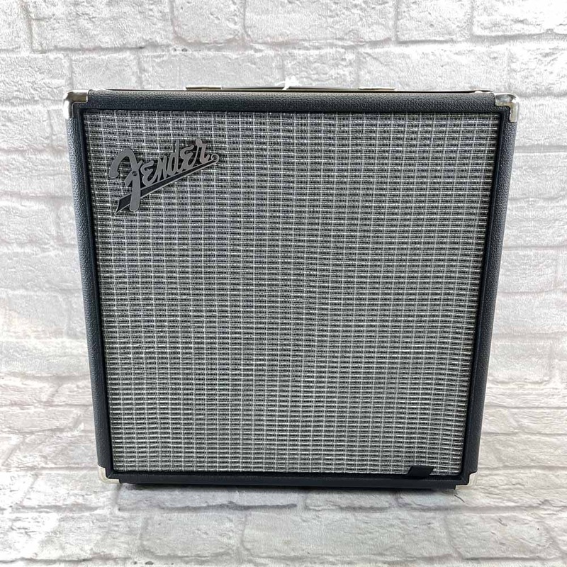 Used: Fender Rumble 40 Bass Combo Amp (B-Stock)