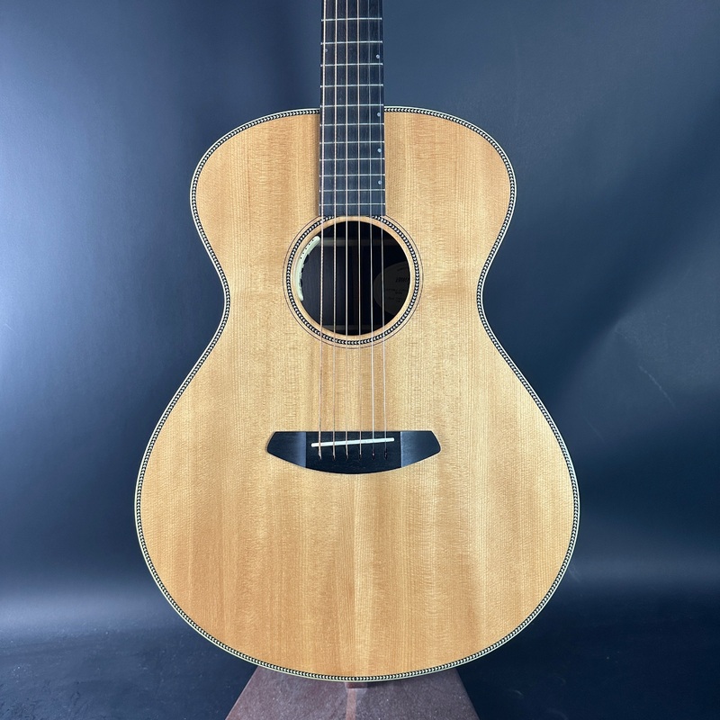 Used Breedlove Journey Concert Limited Sitka/Brazilian Rosewood w/case TSU23891