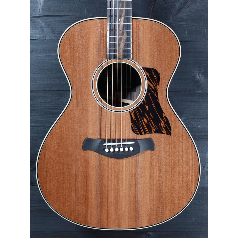 Taylor Custom Gold Label C12e-B6001 Sinker Redwood / Rosewood w/ Claria Pickup