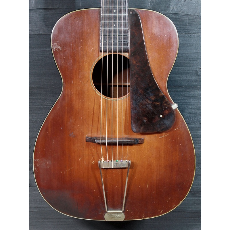 Vintage Martin R-18 Archtop c.1933 Ambertone Finish Very Good
