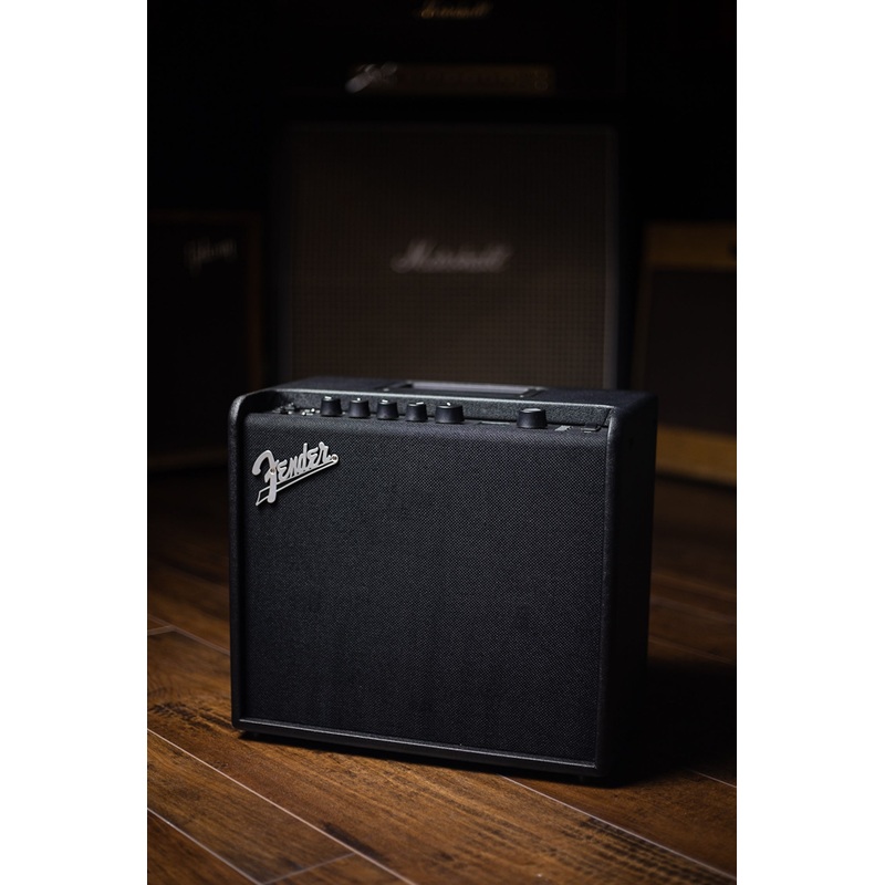 Fender Mustang LT25 Combo Amp