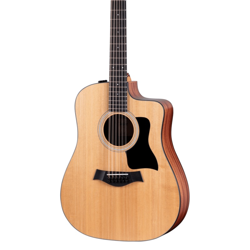 Taylor 150ce Natural w/case