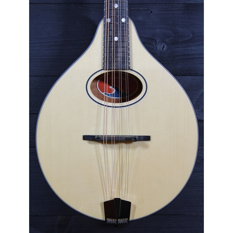 Eastman PCH-M104 Nat A-Style Flattop Oval Hole Mandolin - Natural
