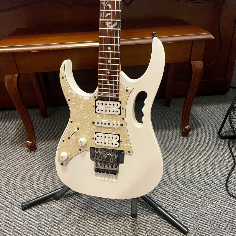 1997 Ibanez Steve Vai JEM-555 Lefty