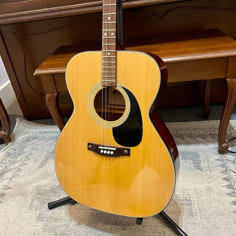 Used Kent KF-236 Tenor Guitar