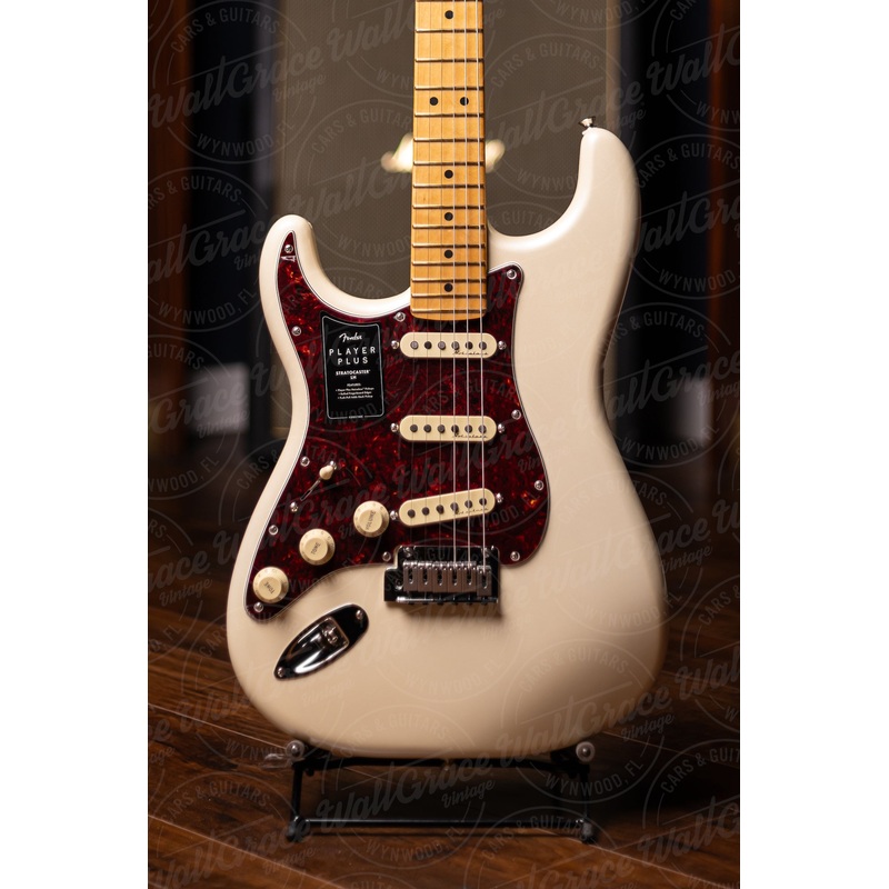 Fender Player Plus Stratocaster Left Handed Electric Guitar - Olympic Pearl