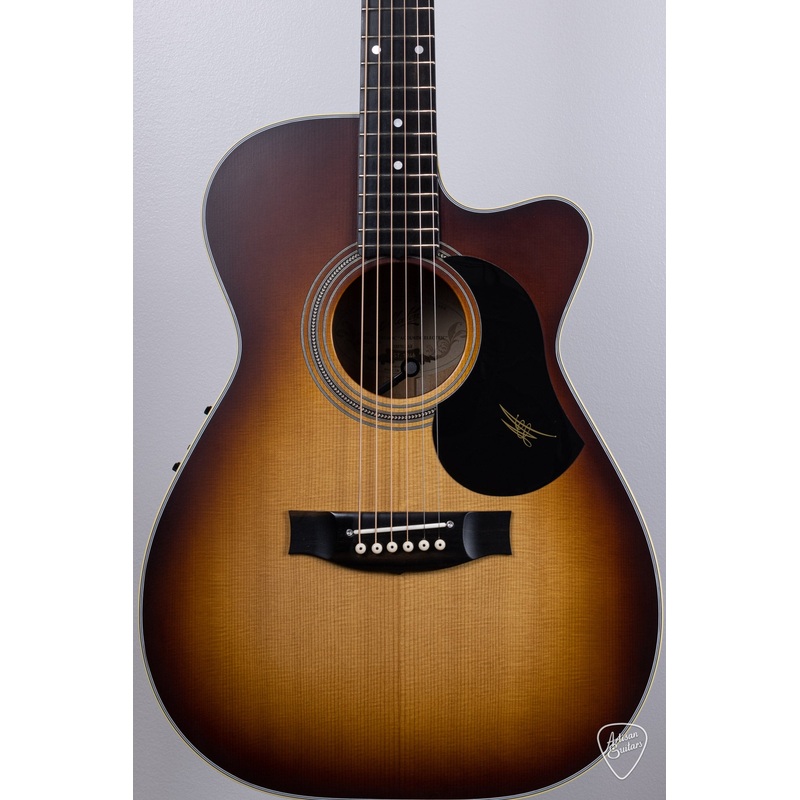 Pre-Owned Maton Guitars EBG808C with Sunburst Sitka Top -16516