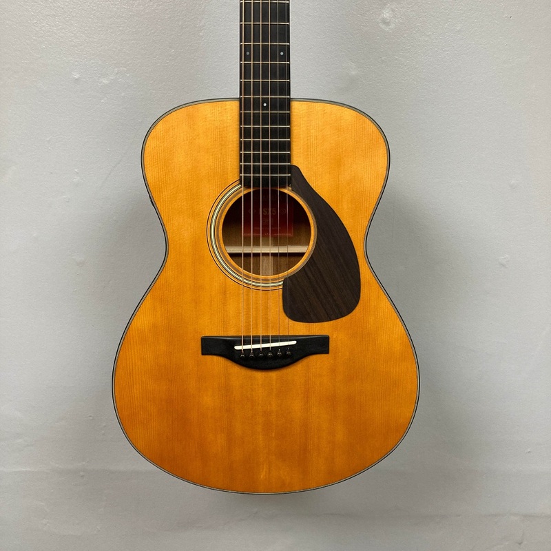 Yamaha FSX5 Satin Red Label Natural Made In Japan w/Case Used