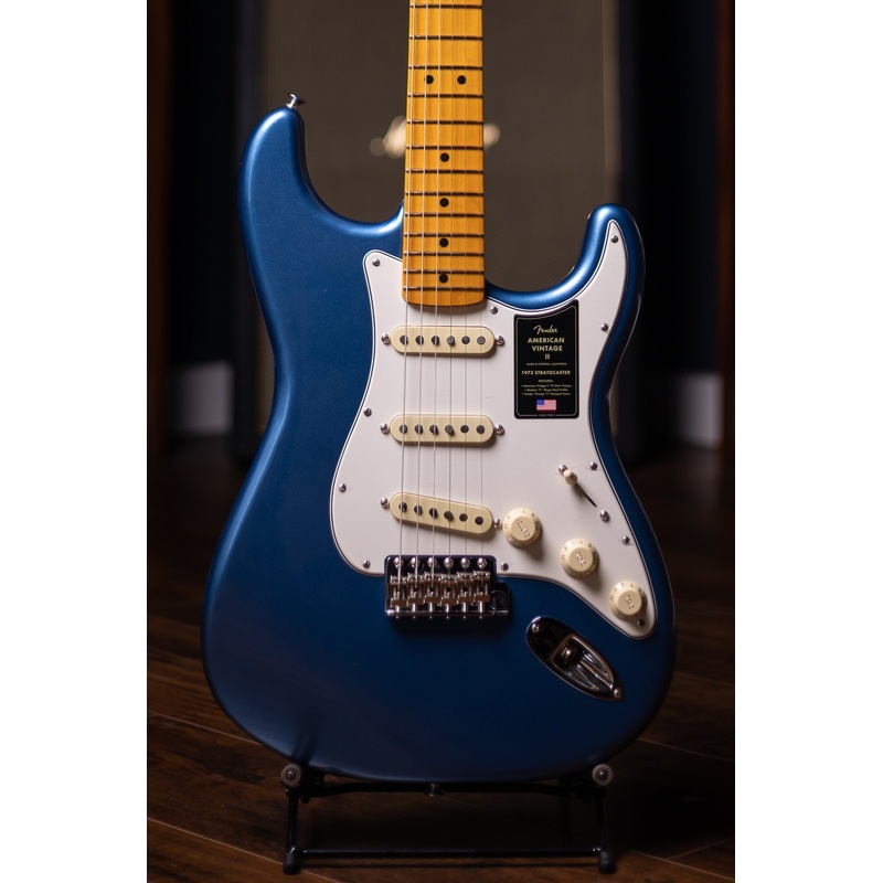 Fender American Vintage II 1973 Stratocaster Electric Guitar - Lake Placid Blue