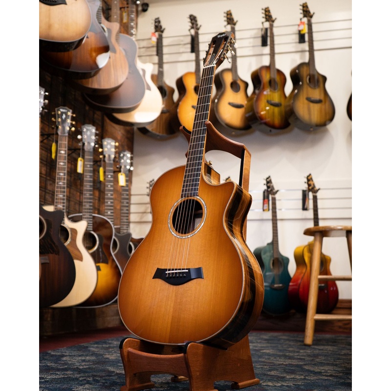 Taylor 12-Fret GA LTD Acoustic-Electric Guitar (2011)