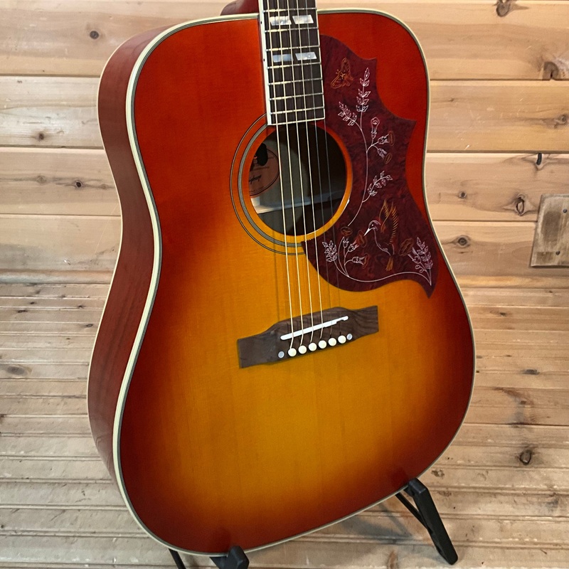 Epiphone Hummingbird Standard Acoustic Guitar - Cherry Sunburst