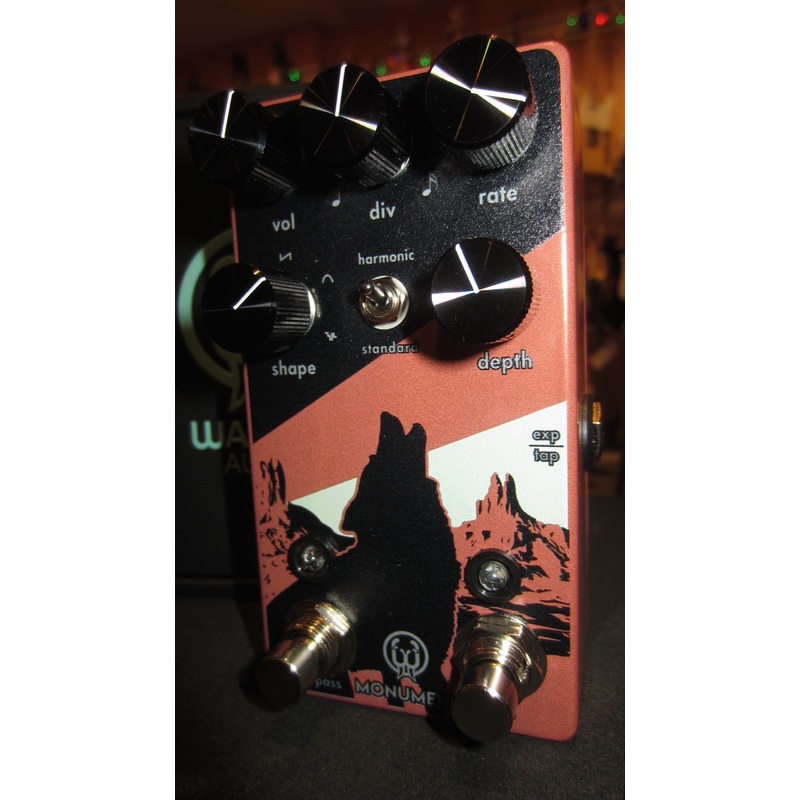 2019 Walrus Audio Monument V2