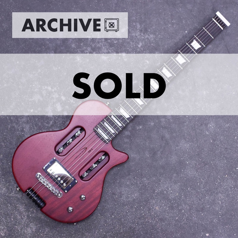 Archive-Escape EG-1 Standard (Matte Red)