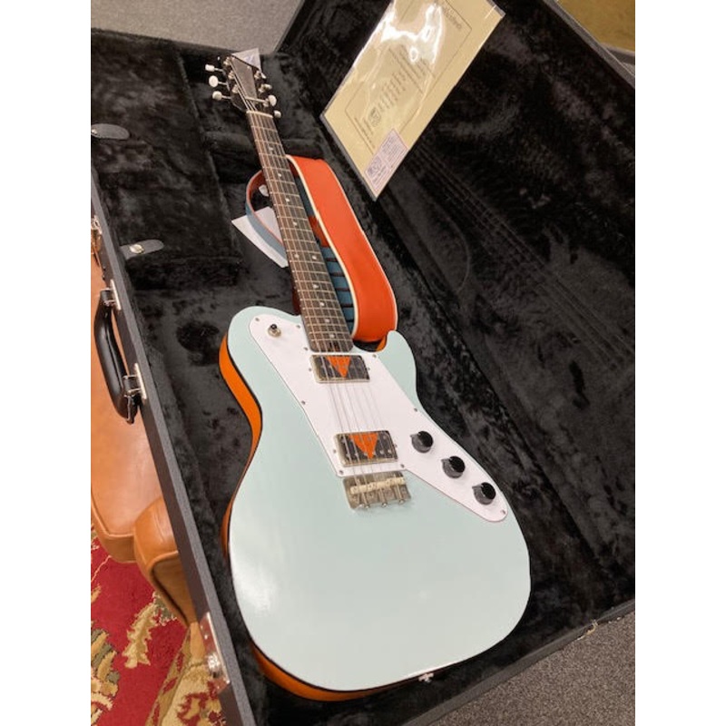 SOLD - DeluxeTone Radiola Custom GT40 Daytona electric guitar