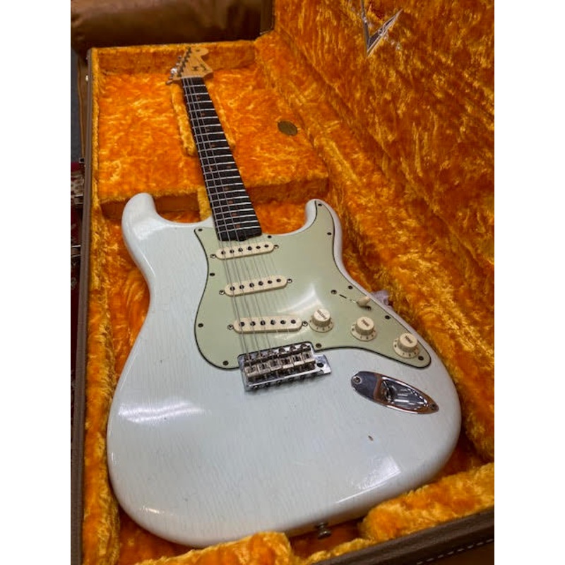 SOLD - Fender Customshop Stratocaster 1960 Journeyman Sonic Blue w/hardcase