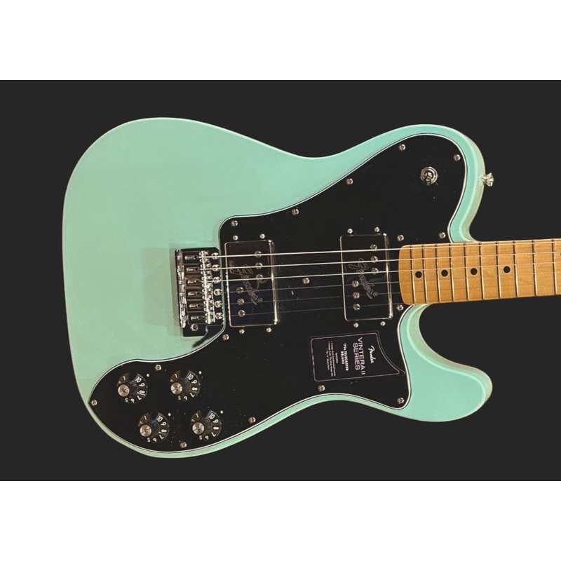 Vintera II 70's Telecaster Deluxe w/Tremolo - Surf Green