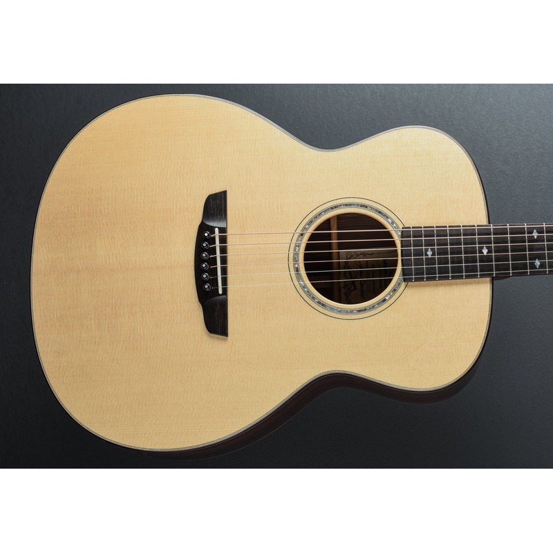 Amazon Rosewood Concert Jumbo
