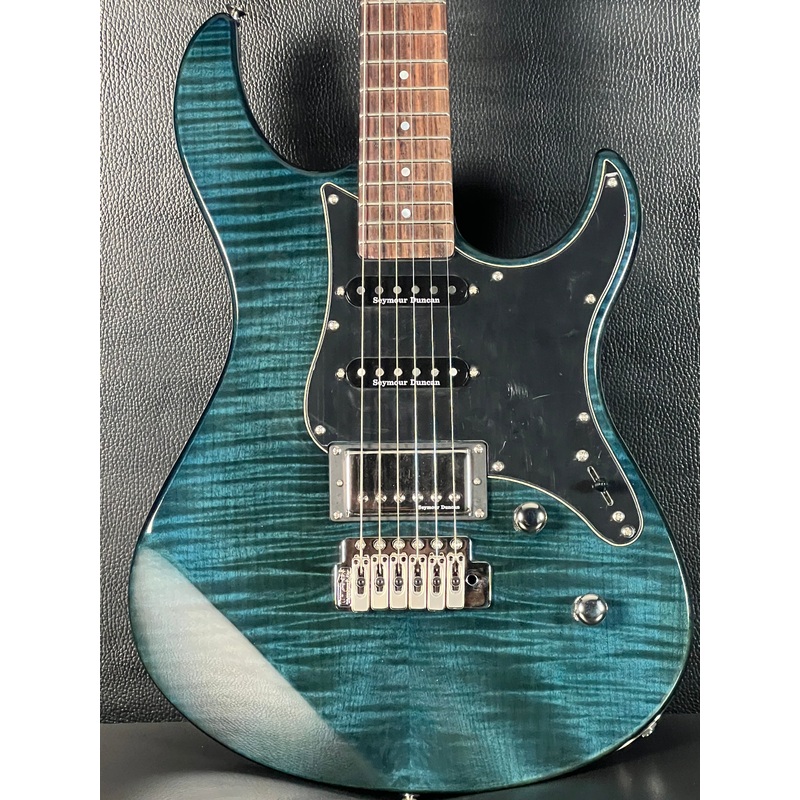 Yamaha Pacifica PAC612VIIFM Indigo Blue Electric Guitar