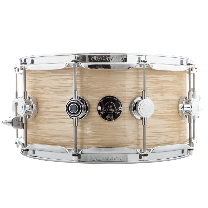 DW 6.5 x 14-Inch Collector's Series Santa Monica Shell Snare Drum - Creme Oyster with Chrome Hardware