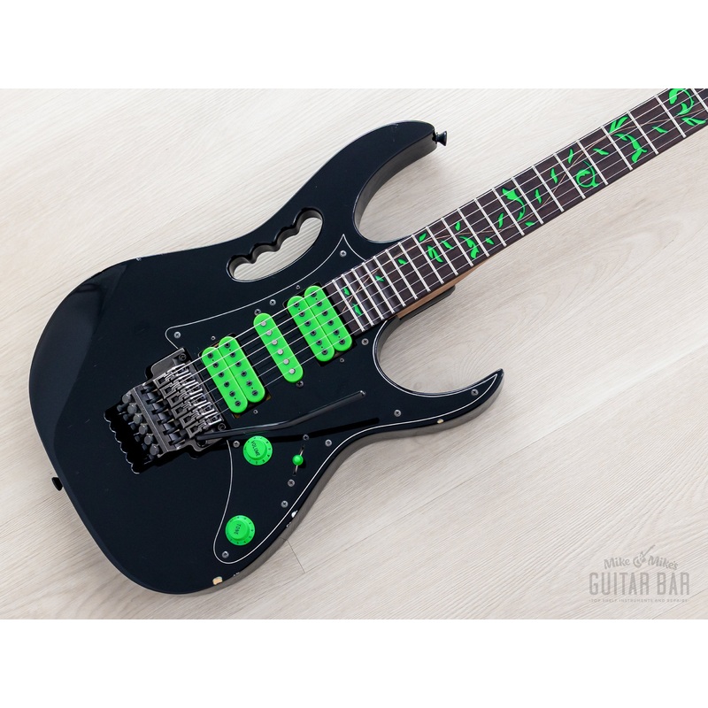 1990 Ibanez JEM777V Steve Vai Signature Black HSH w/ DiMarzio, Edge Tremolo