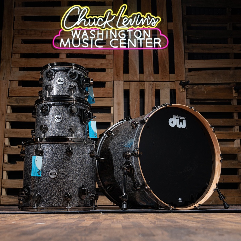 DW Collectors's Oak 4-Piece Shell Pack with 22-Inch Kick - Black Galaxy