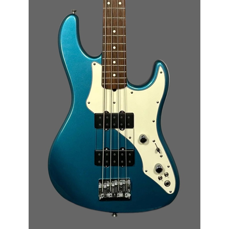2007 Fender Roscoe Beck Bass