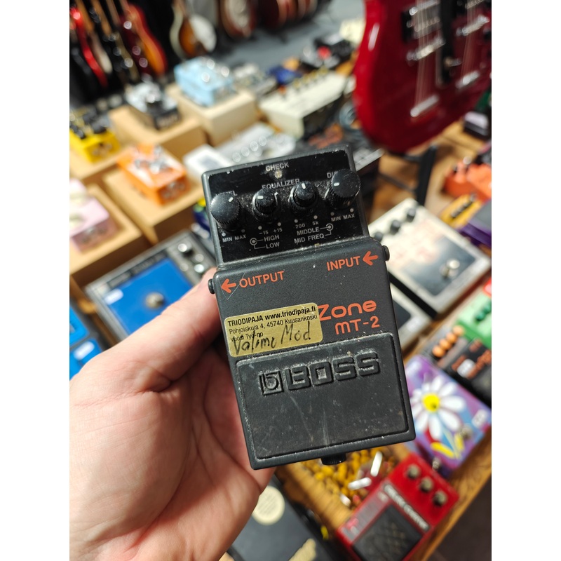 Boss Metal Zone MT-2 Triodipaja Modded (Lassi Ukkonen)