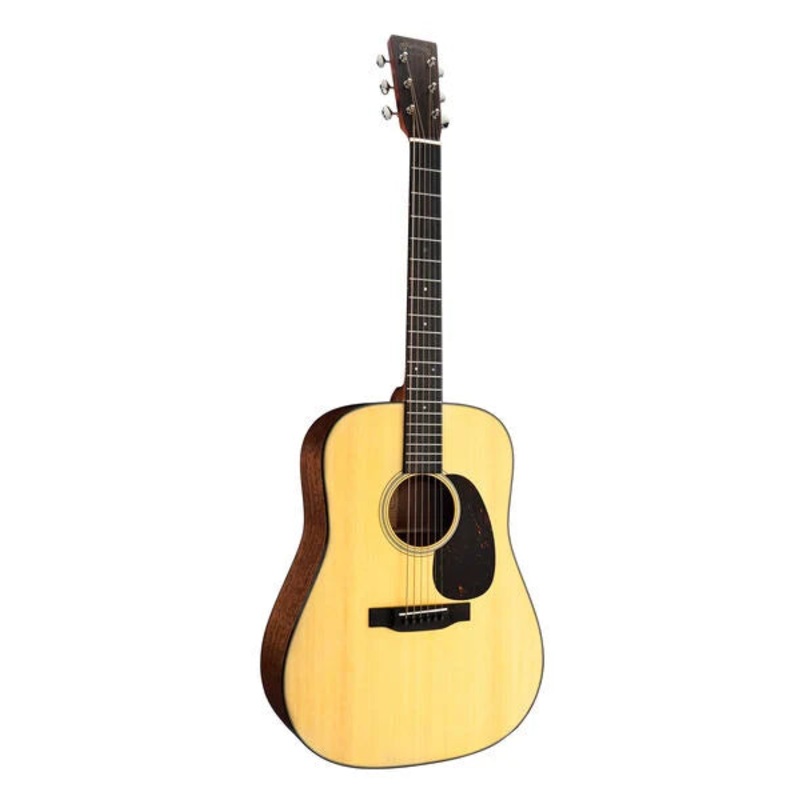 Martin D-18 w/ Hardshell Case