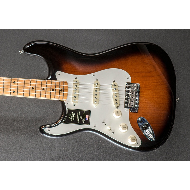 American Vintage II 1957 Stratocaster Left Hand - Two Color Sunburst