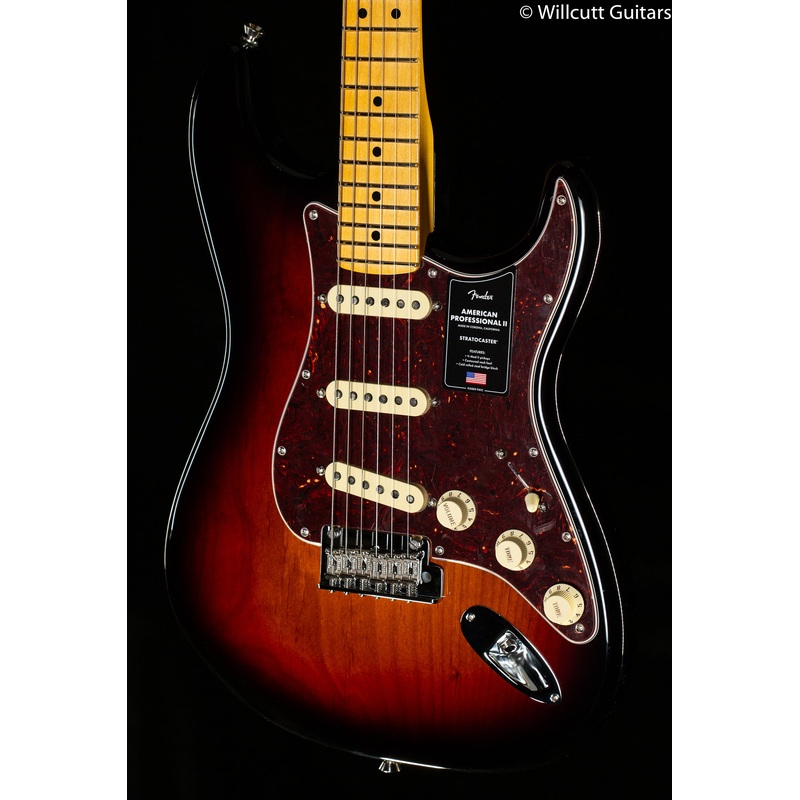 Fender American Professional II Stratocaster 3-Color Sunburst Maple Fingerboard (139)