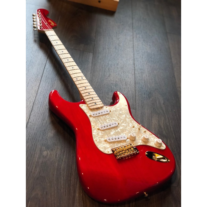 Fender Japan Scandal Mami Signature Stratocaster Red