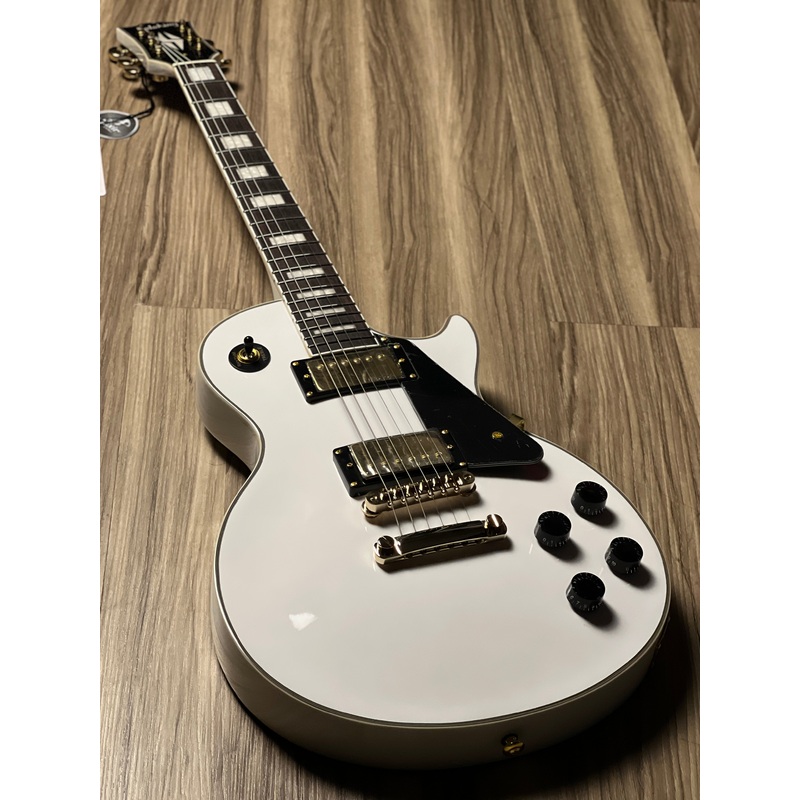 Soloking SLC60 in Alpine White with Gold Hardware