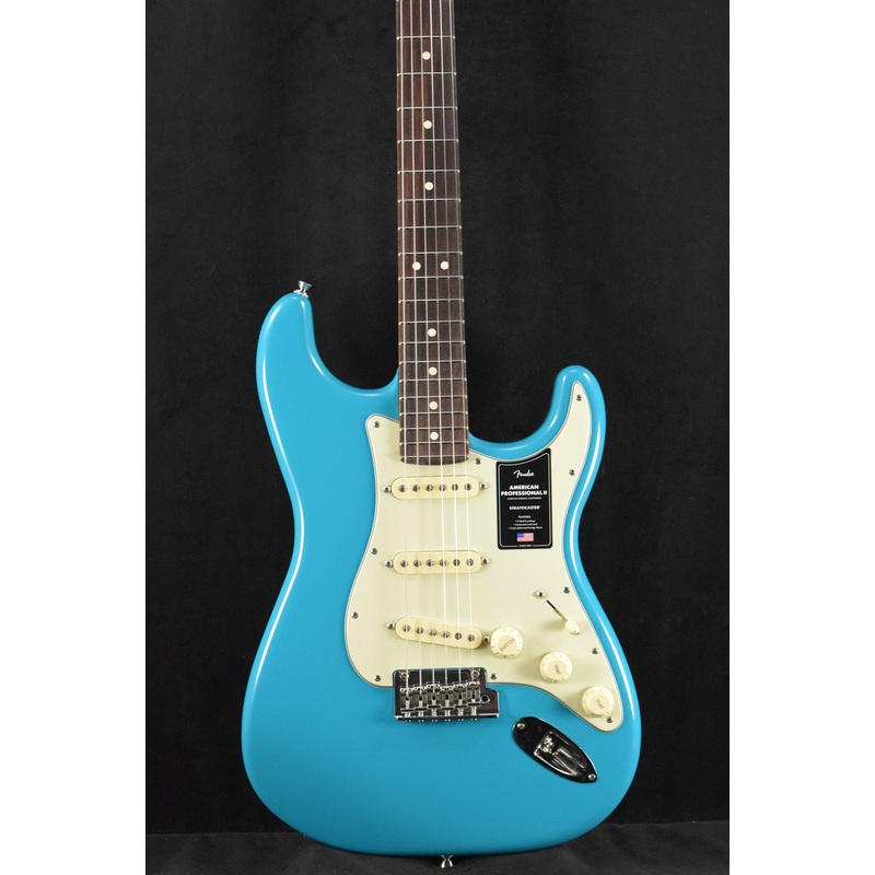 Fender American Professional II Stratocaster Miami Blue Rosewood Fingerboard