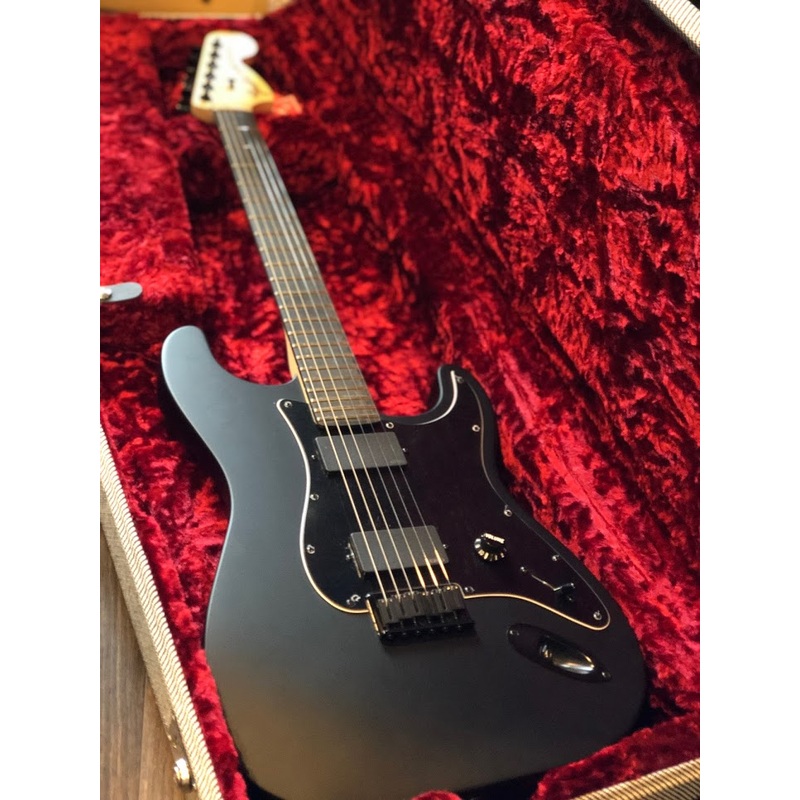 Fender Jim Root Stratocaster - Flat Black with Ebony Fingerboard