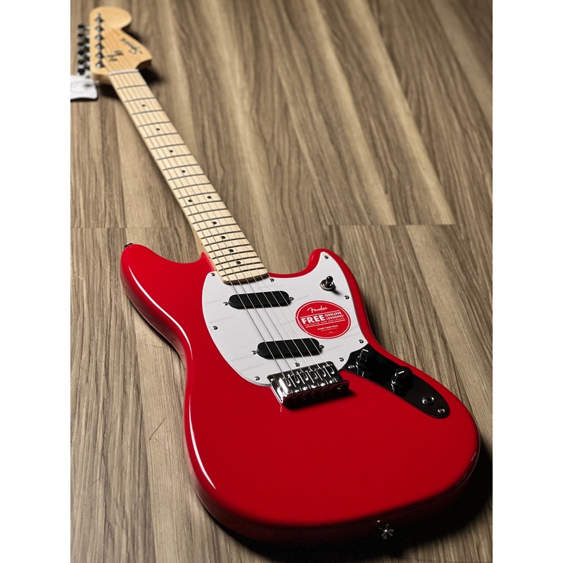 Squier Sonic Mustang with White Pickguard and Maple FB in Torino Red