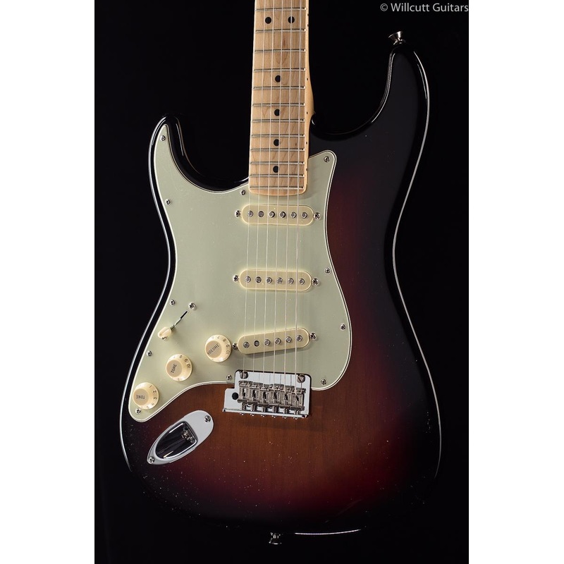 Fender American Professional Stratocaster 3-Tone Sunburst Maple Lefty