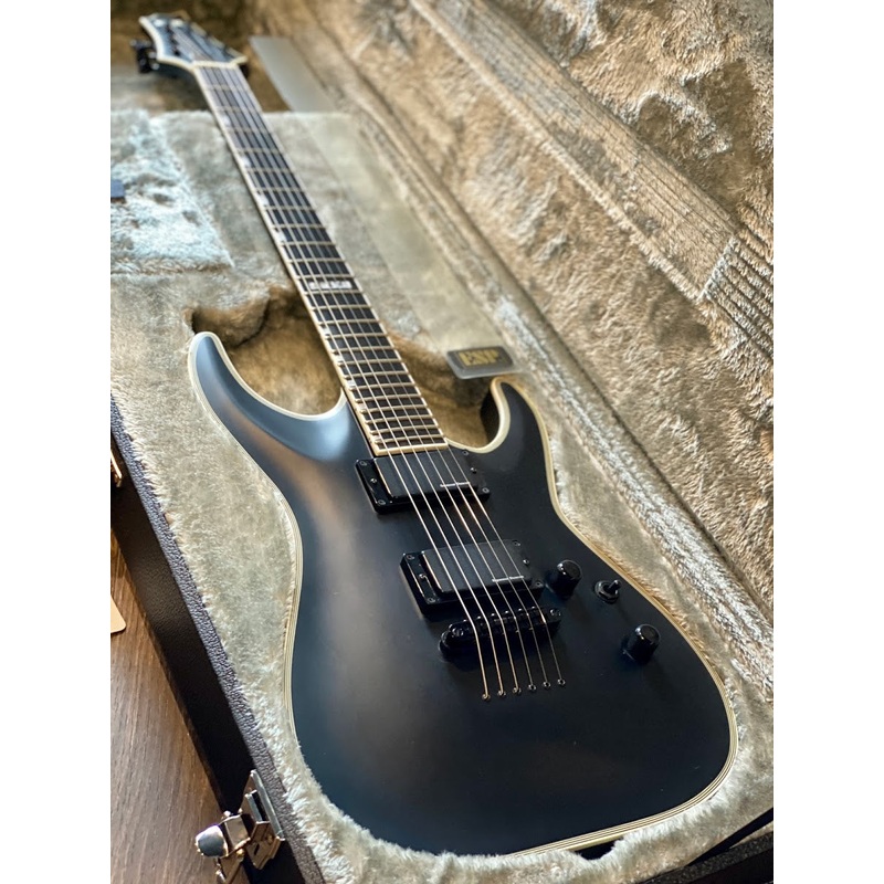 ESP E-II HRF NT in Black satin