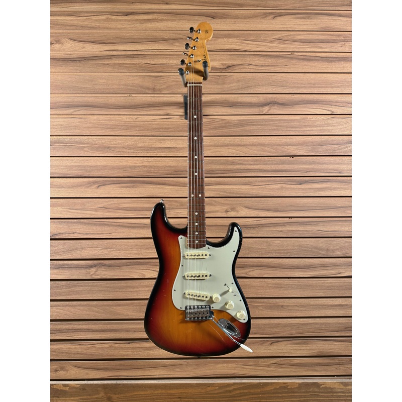 1993 Fender American Vintage '62 Stratocaster Reissue - 3-Tone Sunburst (USED)