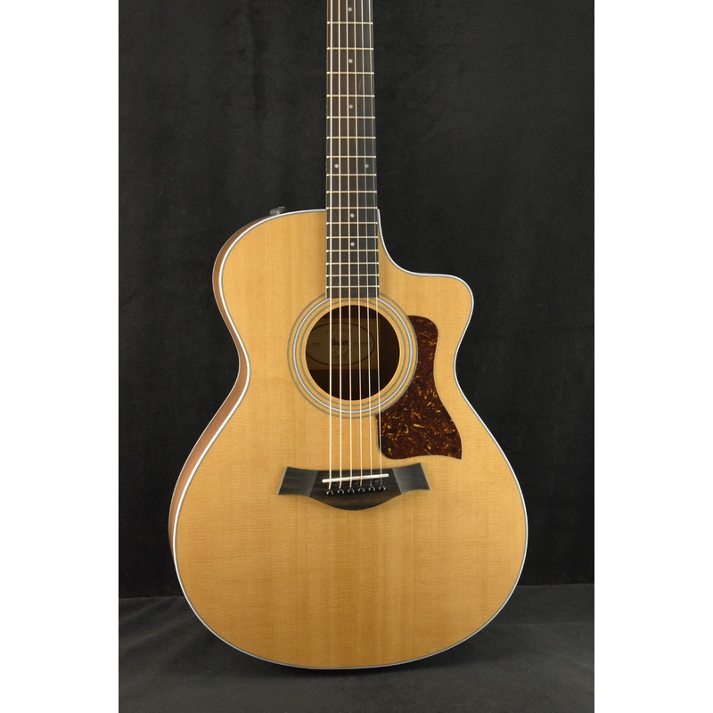 Taylor 212ce Grand Concert Walnut/Spruce Natural