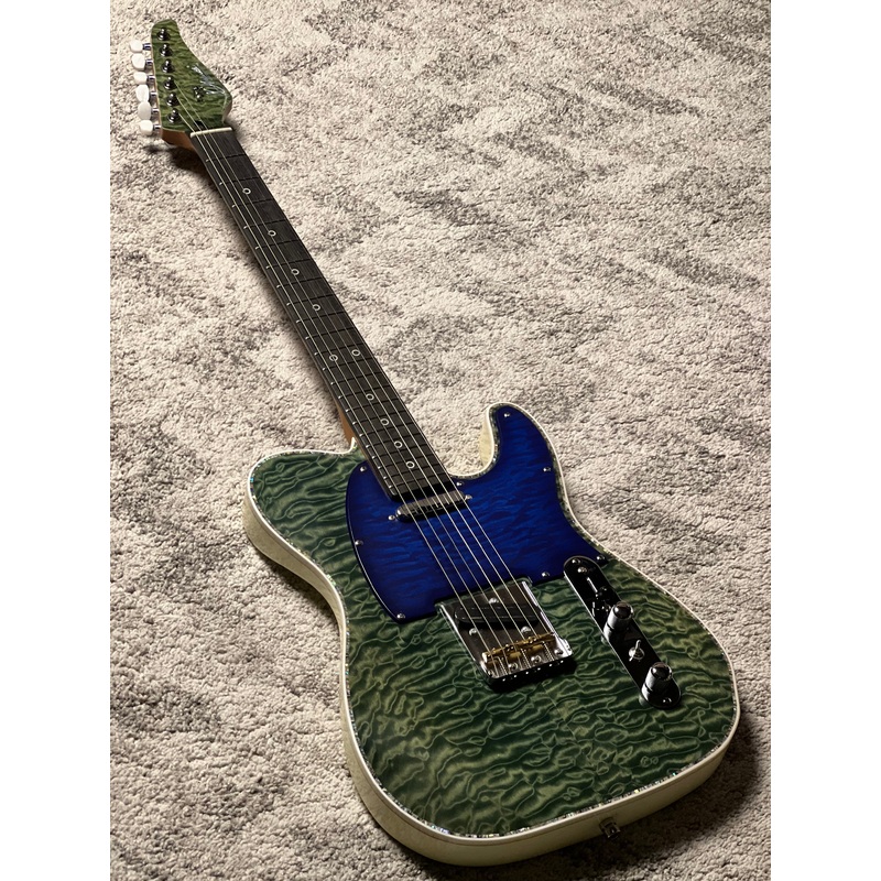 Dhatarattha Custom DTL Quilt in Moss Green with Rosewood FB and Blue Quilt Pickguard